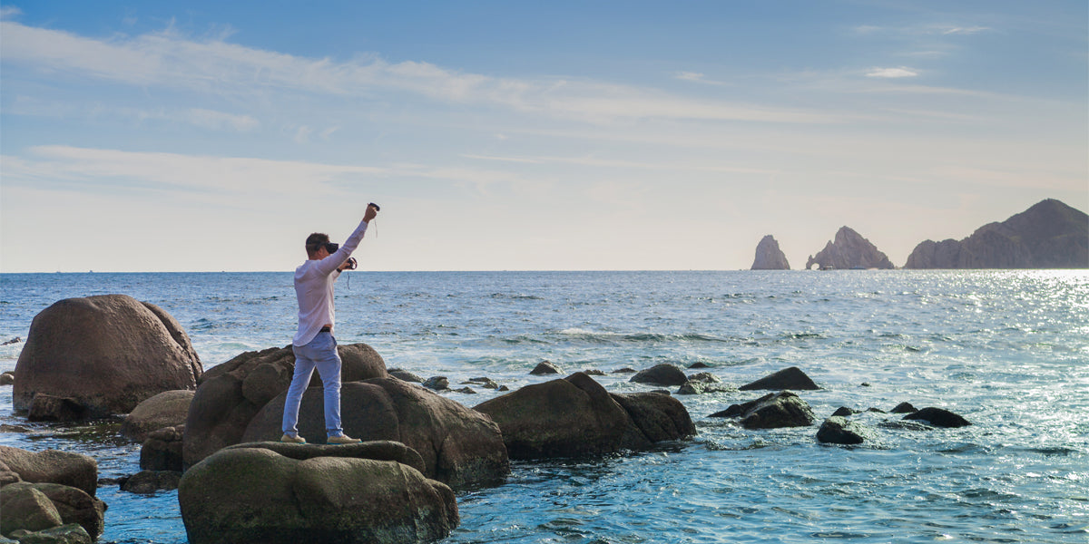 Ivan Guaderrama painting reality in Los Cabos with augmented reality — Reality Painting by contemporary Christian artist